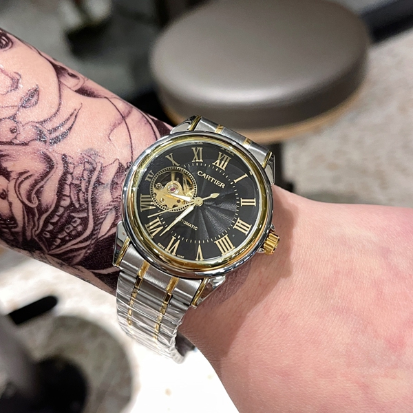 ブランド時計全体デザイン